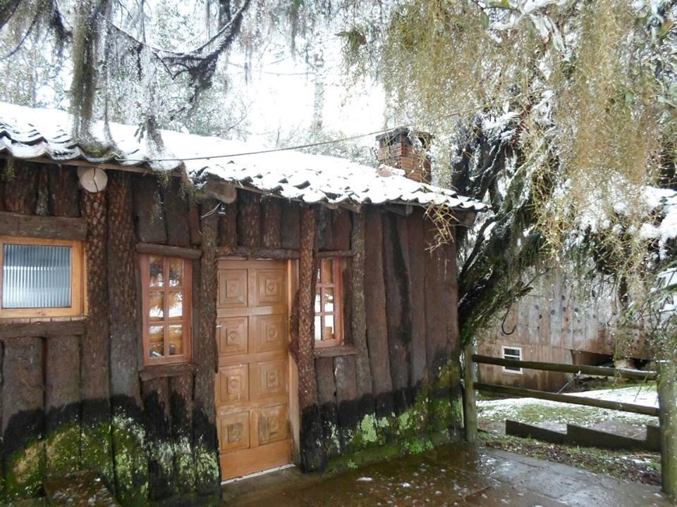 Гостевой дом Pousada Fazenda A Casa Do Morro Камбара Экстерьер фото